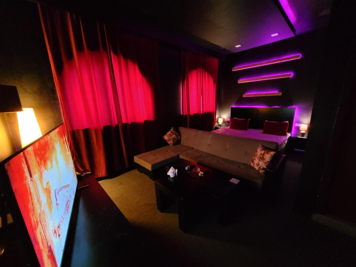 Cinema Plaza Hotel Baku Zewnętrze zdjęcie