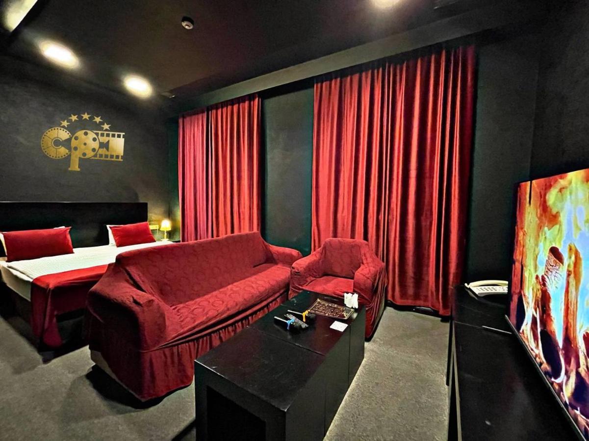 Cinema Plaza Hotel Baku Zewnętrze zdjęcie