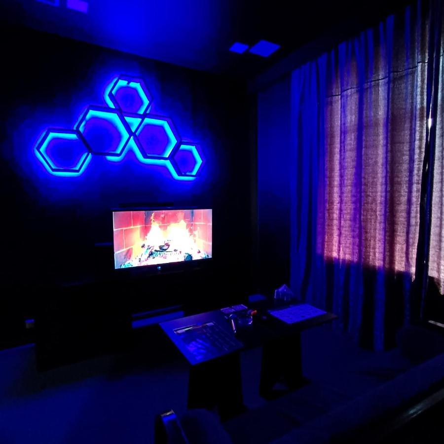 Cinema Plaza Hotel Baku Zewnętrze zdjęcie