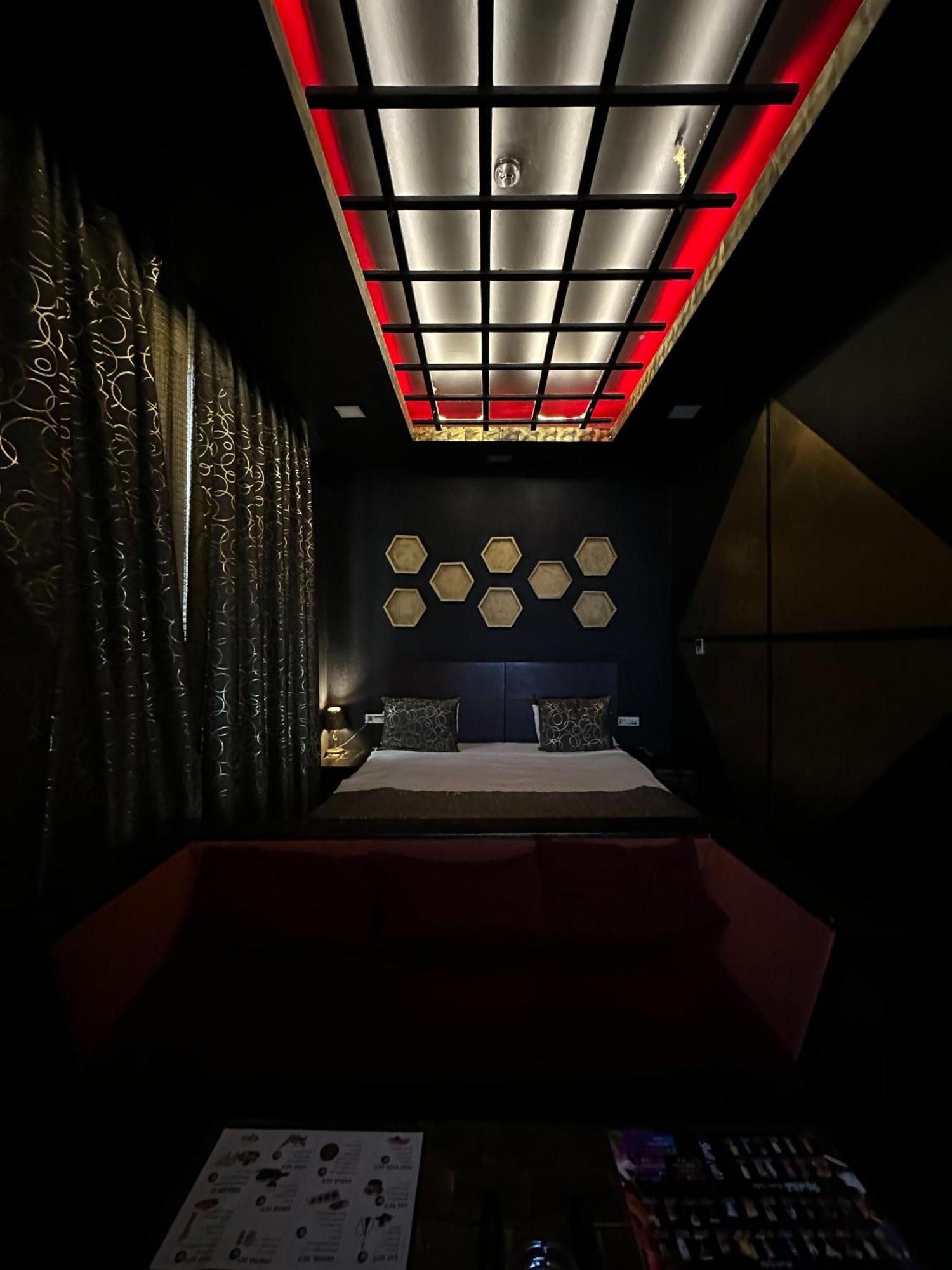Cinema Plaza Hotel Baku Zewnętrze zdjęcie