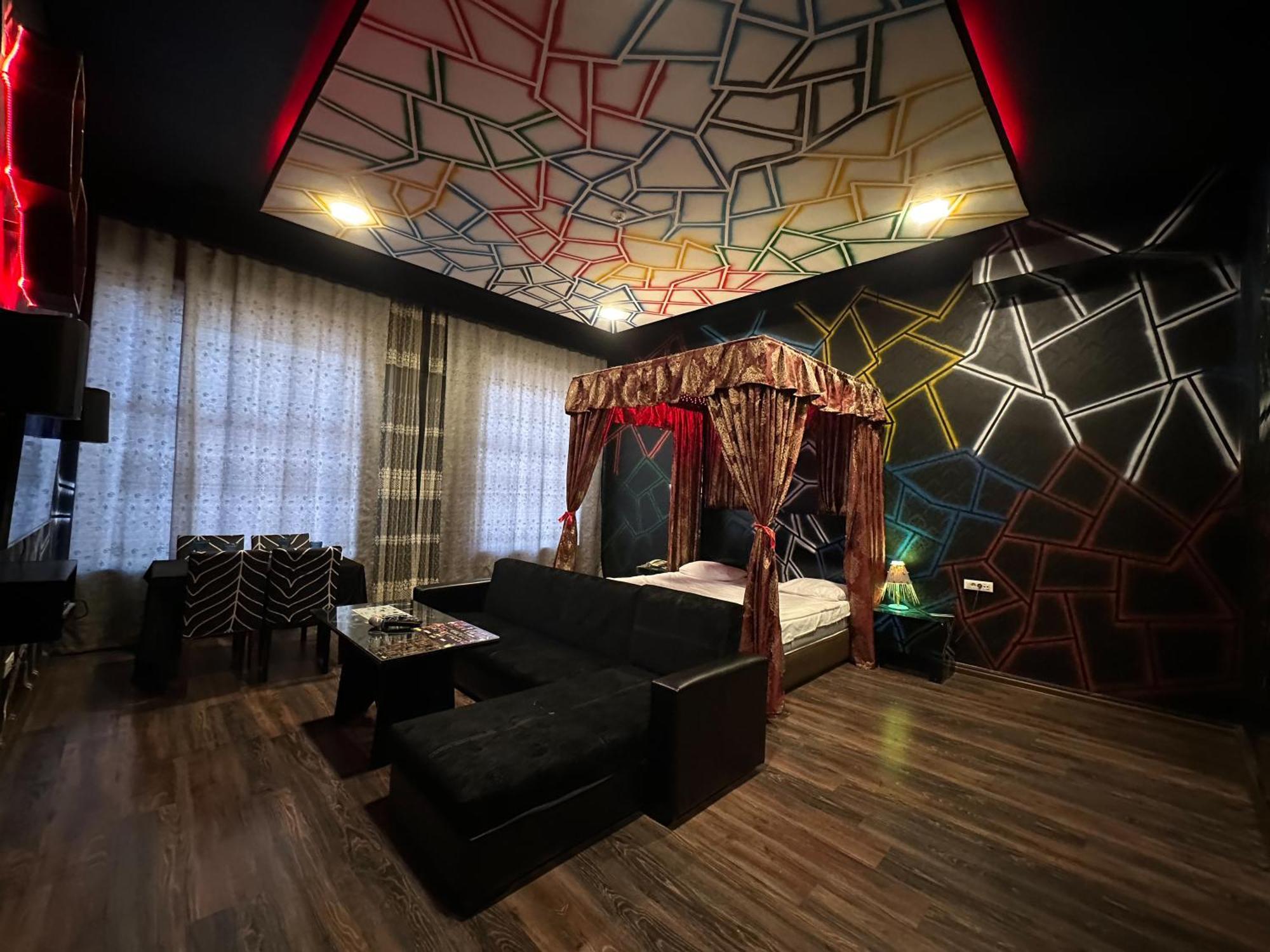 Cinema Plaza Hotel Baku Zewnętrze zdjęcie
