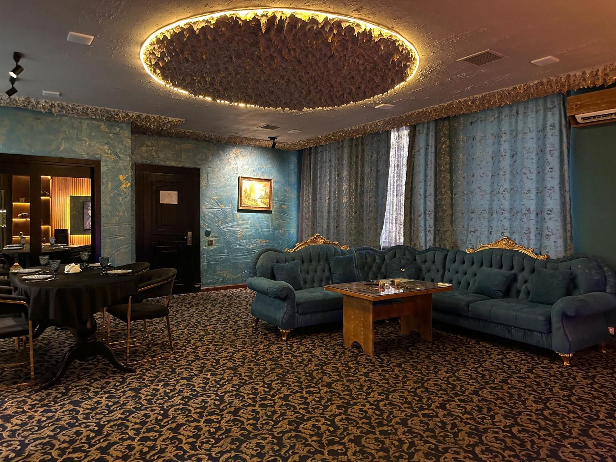 Cinema Plaza Hotel Baku Zewnętrze zdjęcie