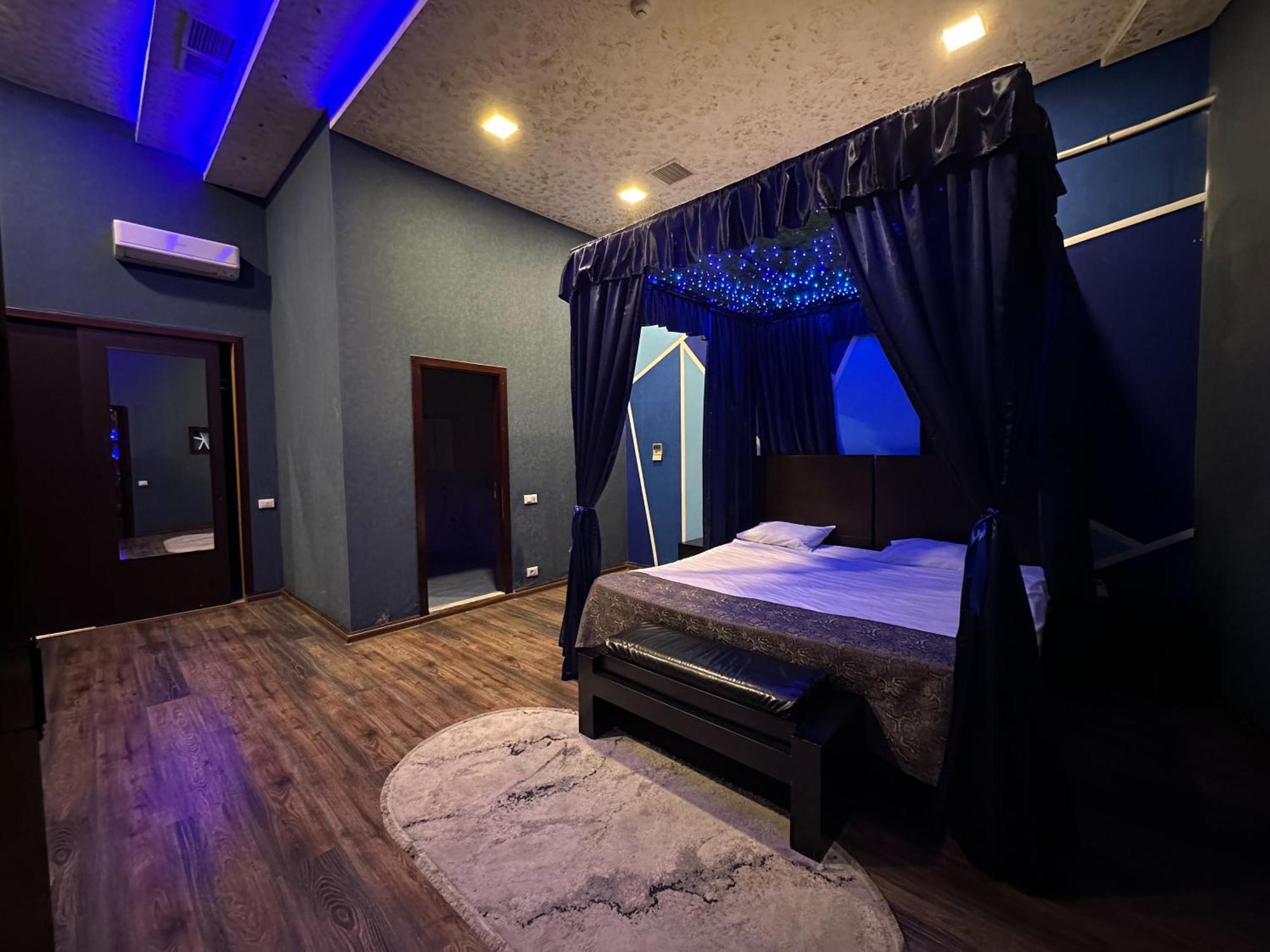 Cinema Plaza Hotel Baku Zewnętrze zdjęcie