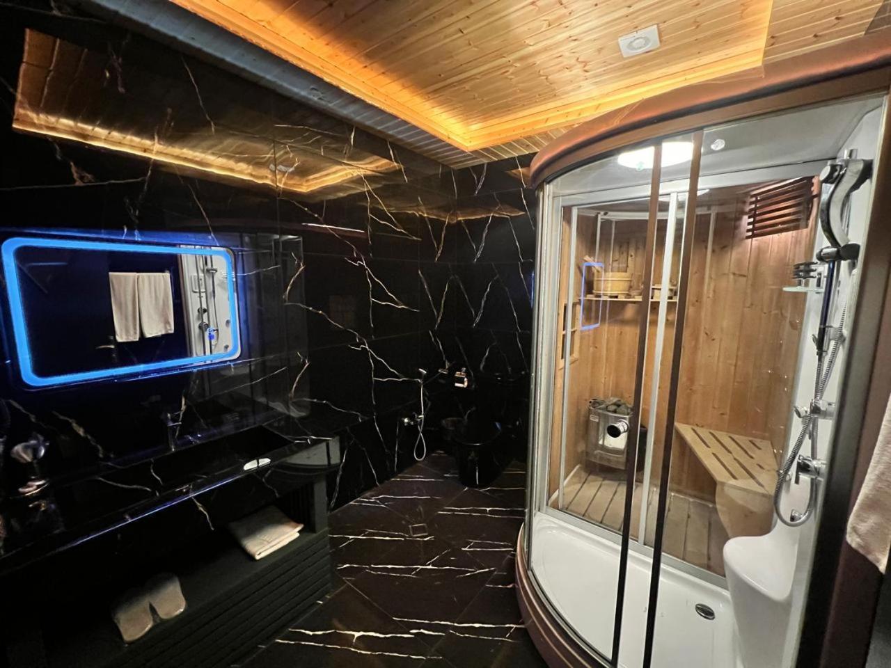 Cinema Plaza Hotel Baku Zewnętrze zdjęcie