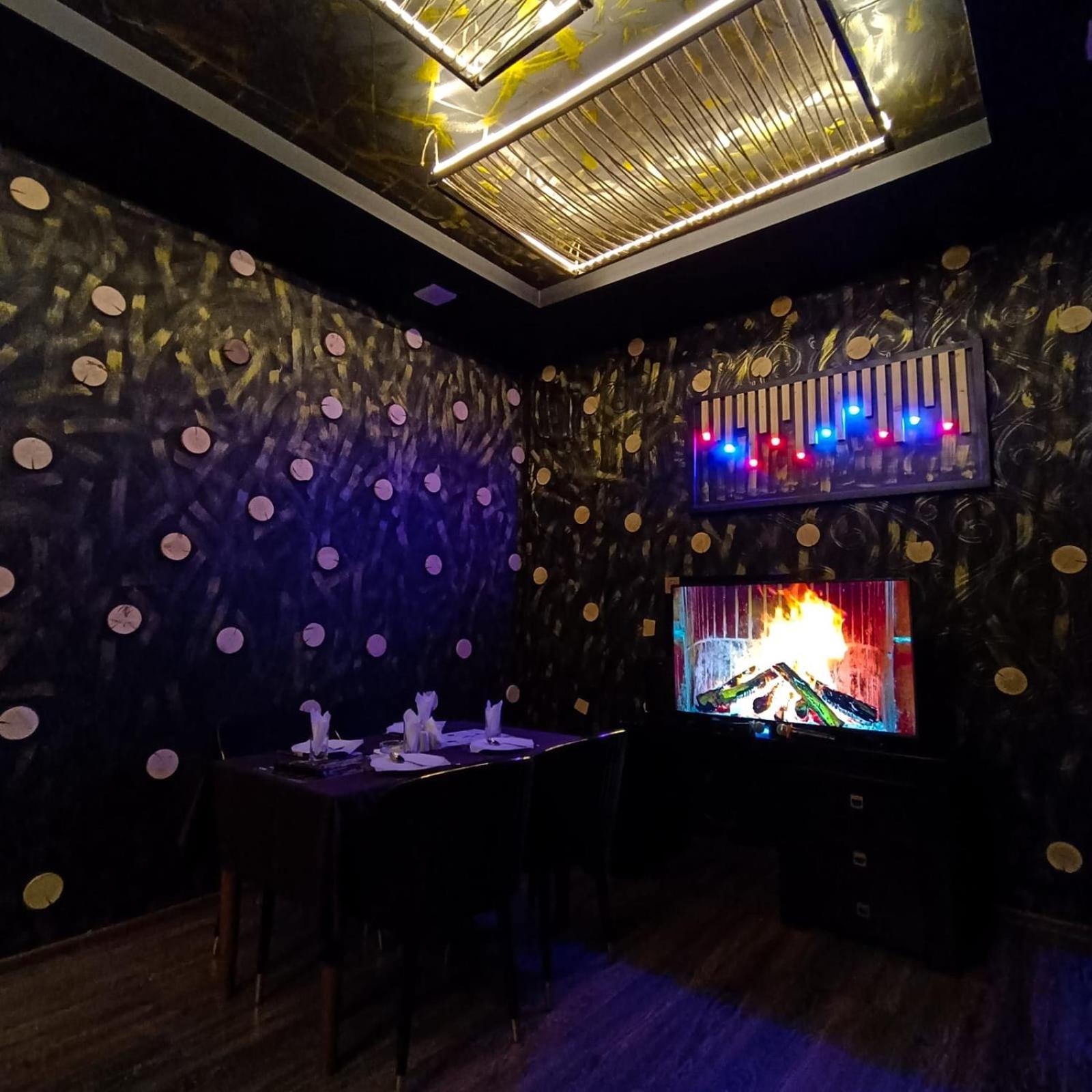 Cinema Plaza Hotel Baku Zewnętrze zdjęcie