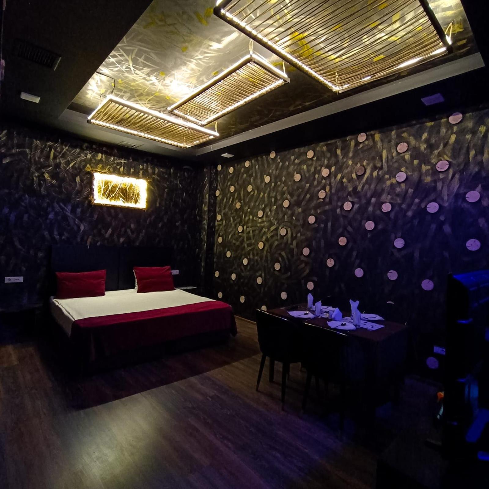 Cinema Plaza Hotel Baku Zewnętrze zdjęcie